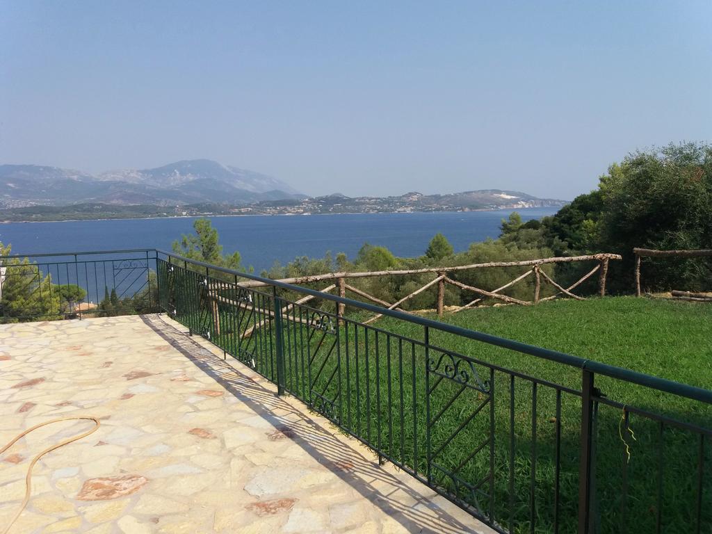 Loggos View Apartments Lixouri Dış mekan fotoğraf